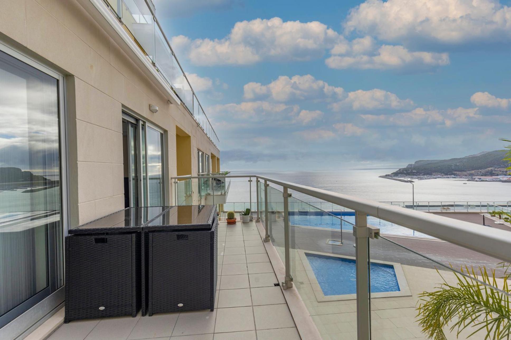 Cliffs Apartment - Astonishing View Over Sesimbra Bay By Trip2Portugal Exterior photo
